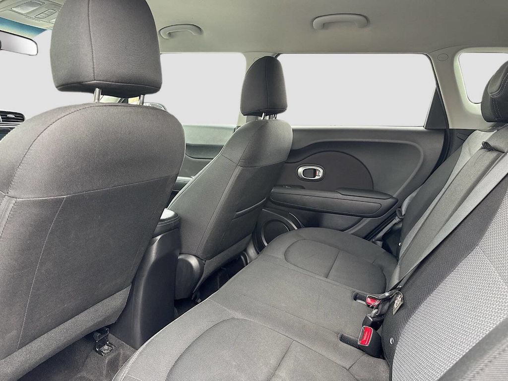2018 Kia Soul + Automatic - 22969606 - 11