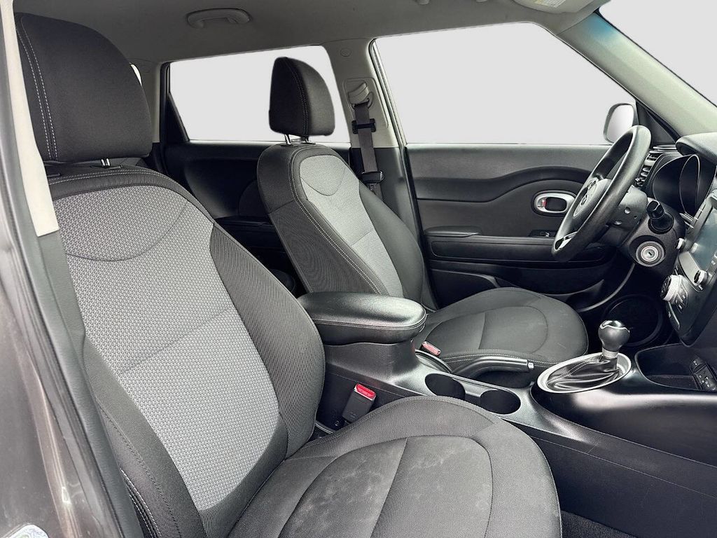 2018 Kia Soul + Automatic - 22969606 - 15
