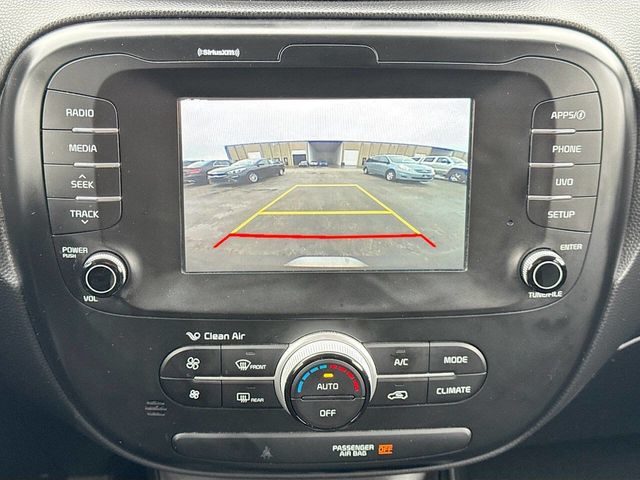 2018 Kia Soul + Automatic - 22969606 - 19