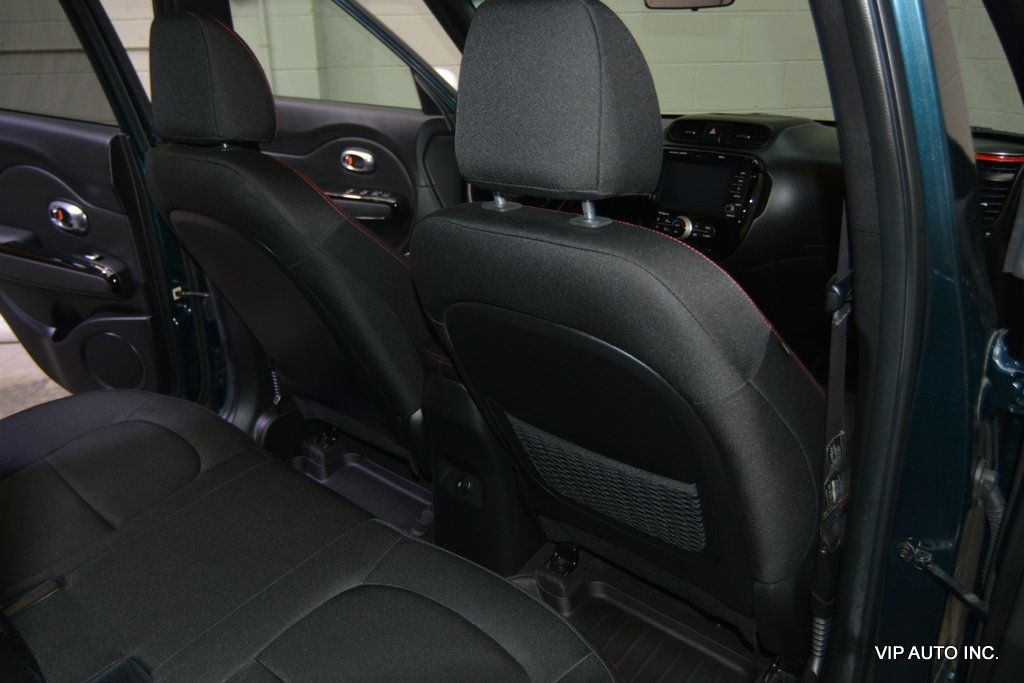 2018 Kia Soul + Automatic - 23036885 - 13