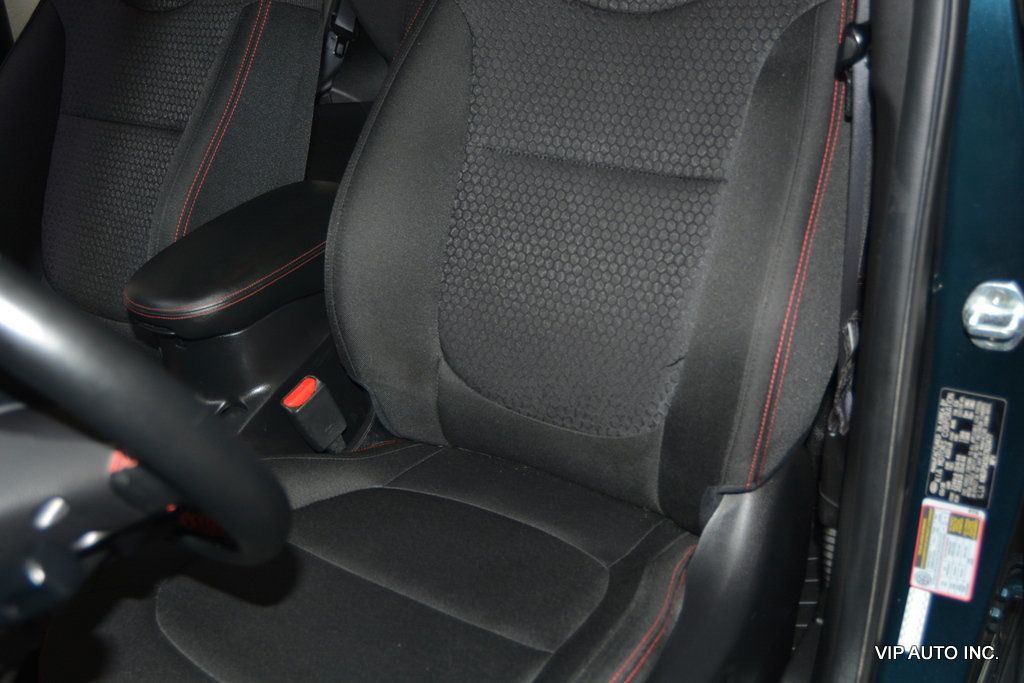 2018 Kia Soul + Automatic - 23036885 - 17
