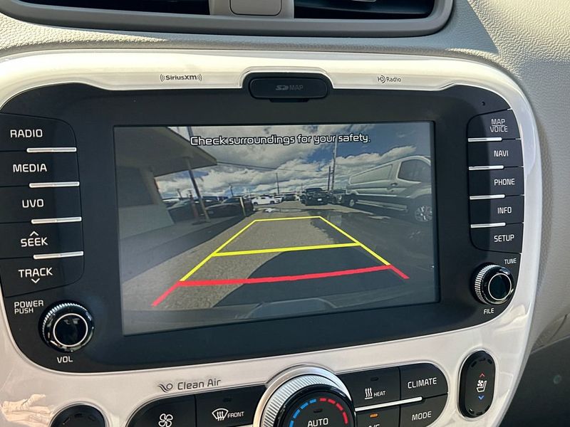 2018 Kia Soul EV EV+ Automatic - 22952147 - 16