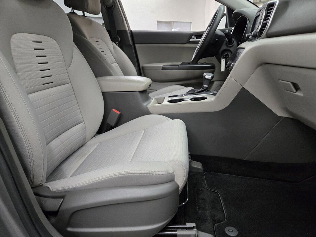 2018 Kia Sportage LX AWD - 22958140 - 11