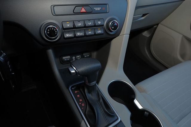 2018 KIA SPORTAGE LX FWD - 22953272 - 25