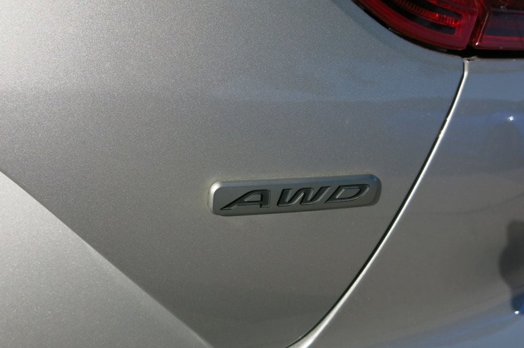 2018 Kia Stinger AWD - 23074106 - 9
