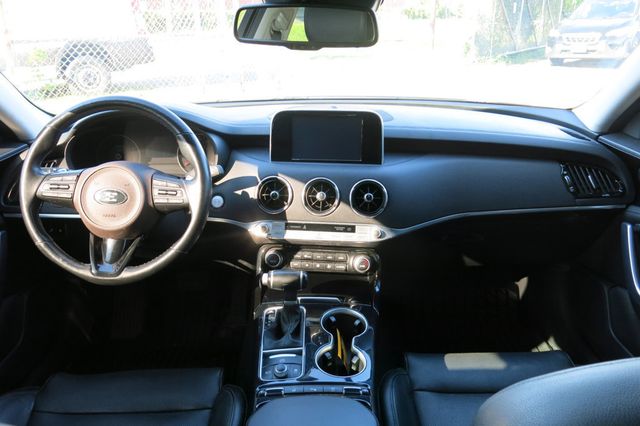 2018 Kia Stinger AWD - 23074106 - 18