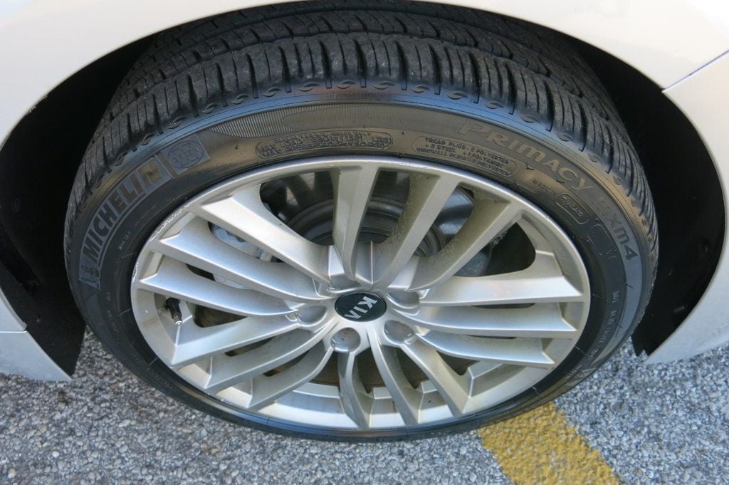 2018 Kia Stinger AWD - 23074106 - 34
