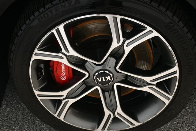 2018 Kia Stinger GT1 AWD - 23011329 - 20