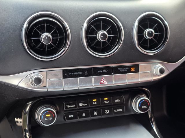 2018 Kia Stinger GT2 - 22997360 - 20