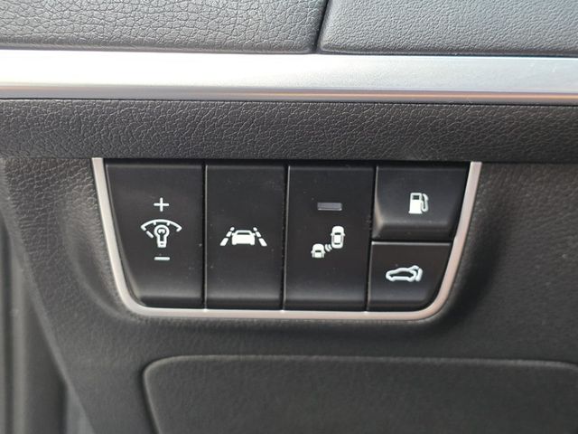 2018 Kia Stinger GT2 - 22997360 - 27