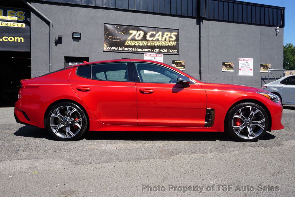 2018 Kia Stinger GT2 photo 9