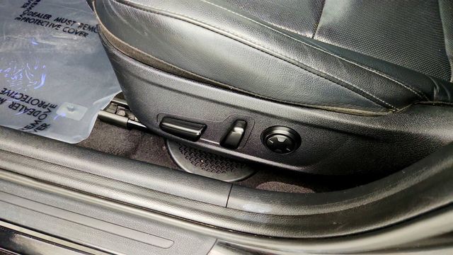 2018 Kia Stinger Premium RWD - 23064696 - 11