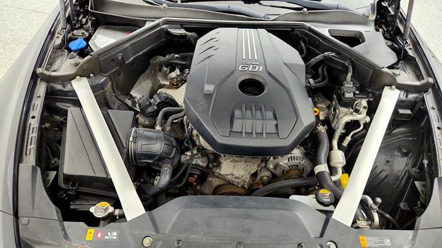2018 Kia Stinger Premium RWD - 23064696 - 27