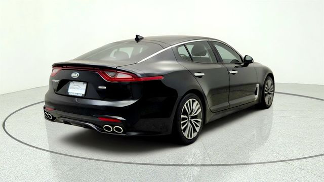 2018 Kia Stinger Premium RWD - 23064696 - 4