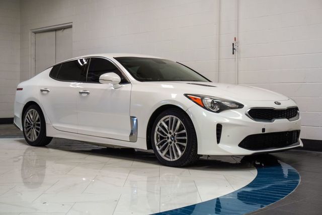 2018 Kia Stinger Stinger AWD's photo