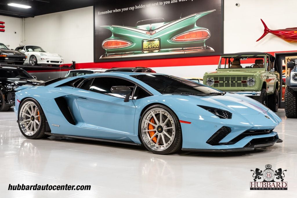 2018 Lamborghini Aventador S Coupe - 22765555 - 0