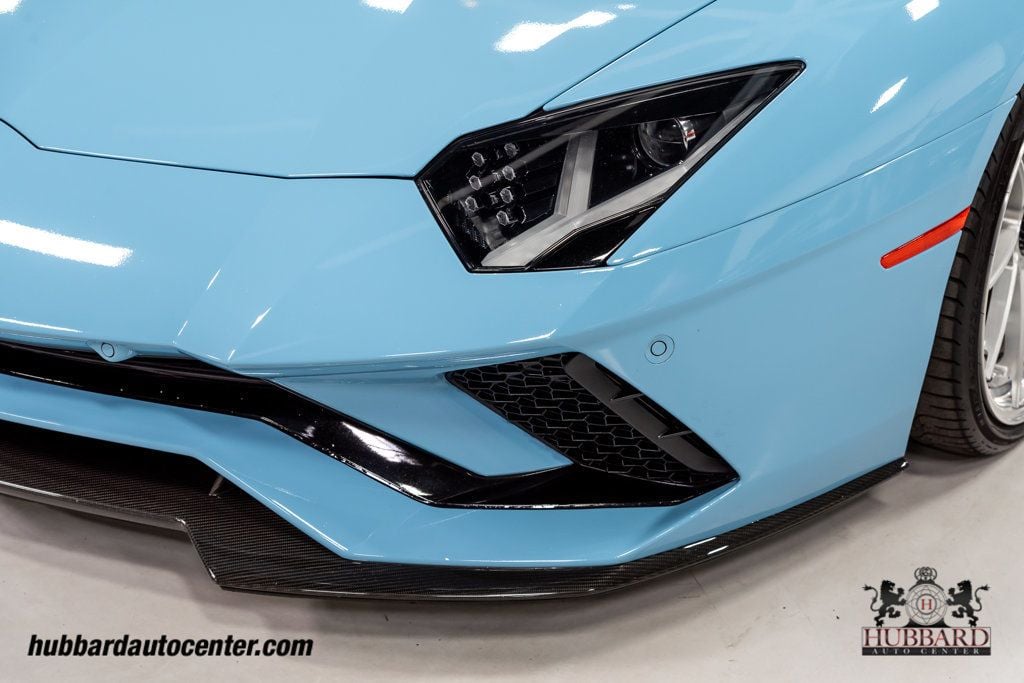 2018 Lamborghini Aventador S Coupe - 22765555 - 13