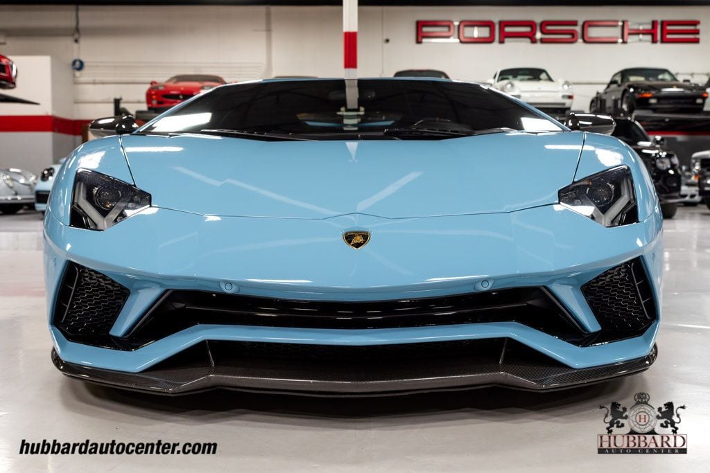 2018 Lamborghini Aventador S Coupe - 22765555 - 14