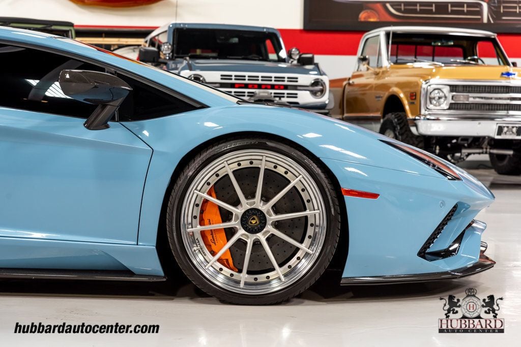 2018 Lamborghini Aventador S Coupe - 22765555 - 18