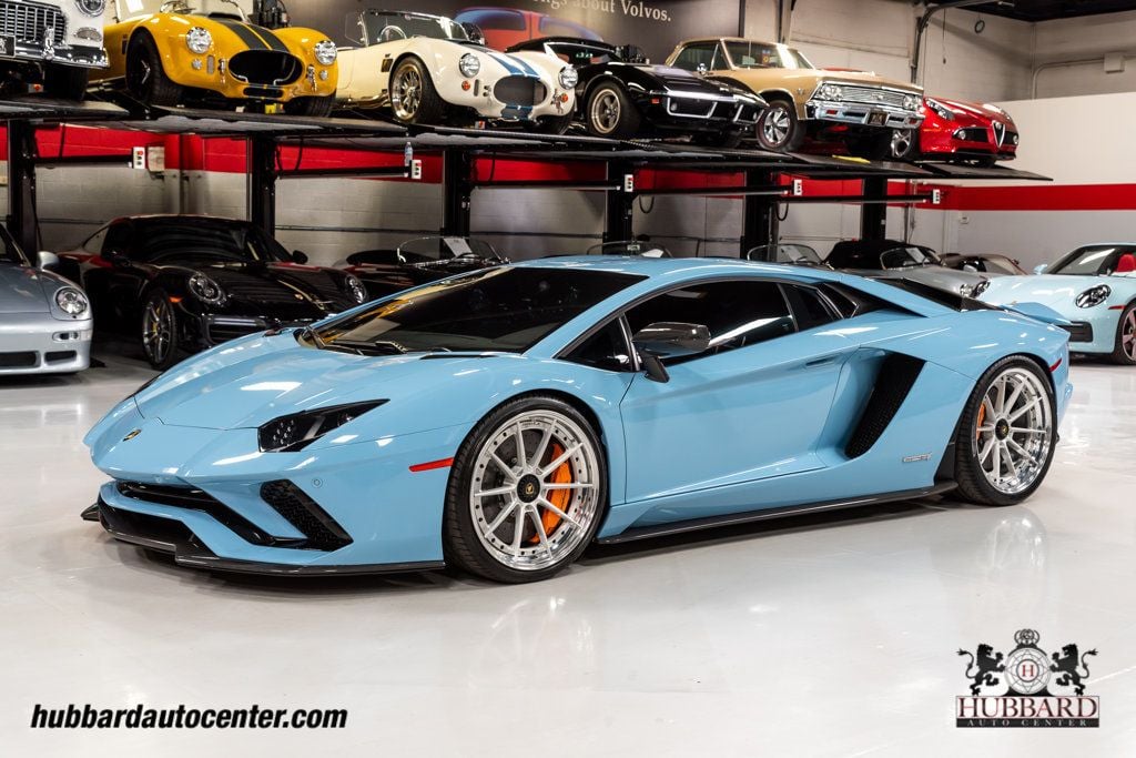 2018 Lamborghini Aventador S Coupe - 22765555 - 3