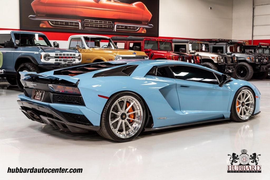 2018 Lamborghini Aventador S Coupe - 22765555 - 7