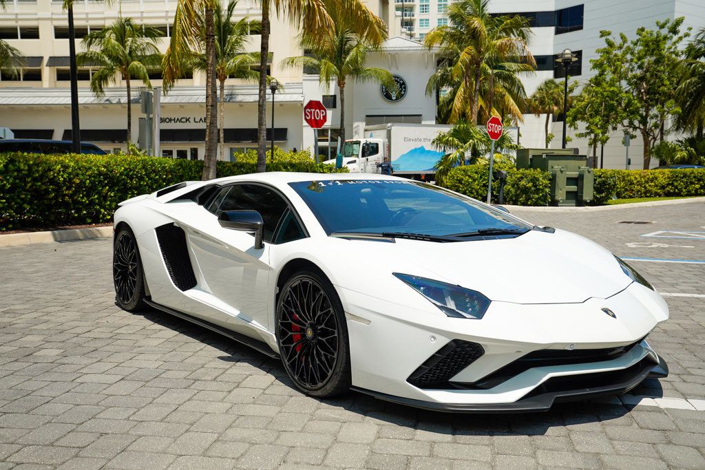 2018 Lamborghini Aventador S Coupe - 22513990 - 10