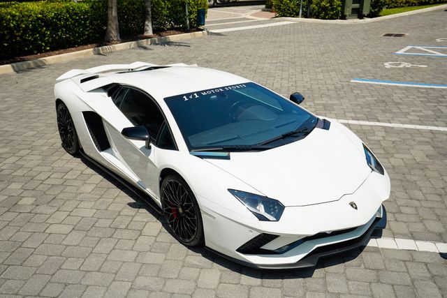 2018 Lamborghini Aventador S Coupe - 22513990 - 11