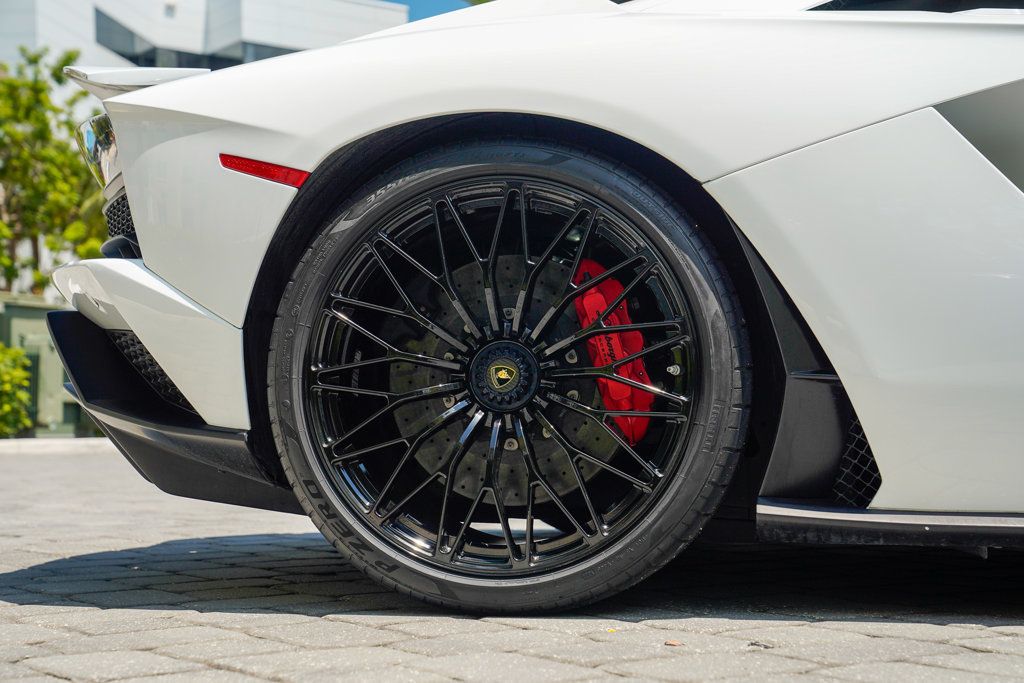 2018 Lamborghini Aventador S Coupe - 22513990 - 18