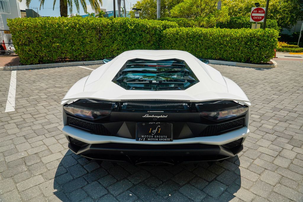 2018 Lamborghini Aventador S Coupe - 22513990 - 22