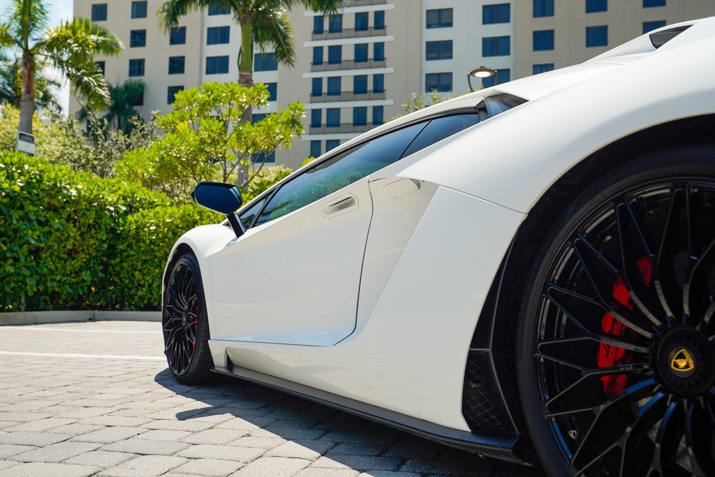 2018 Lamborghini Aventador S Coupe - 22513990 - 27