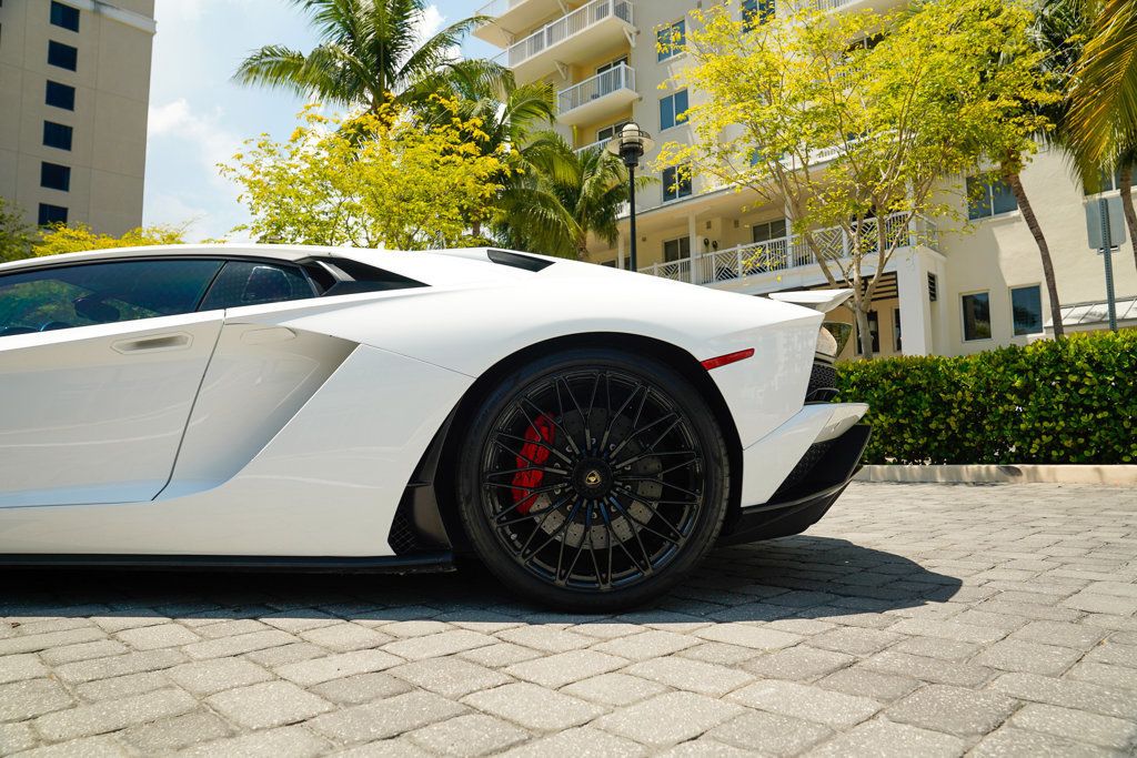 2018 Lamborghini Aventador S Coupe - 22513990 - 31