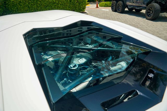 2018 Lamborghini Aventador S Coupe - 22513990 - 44