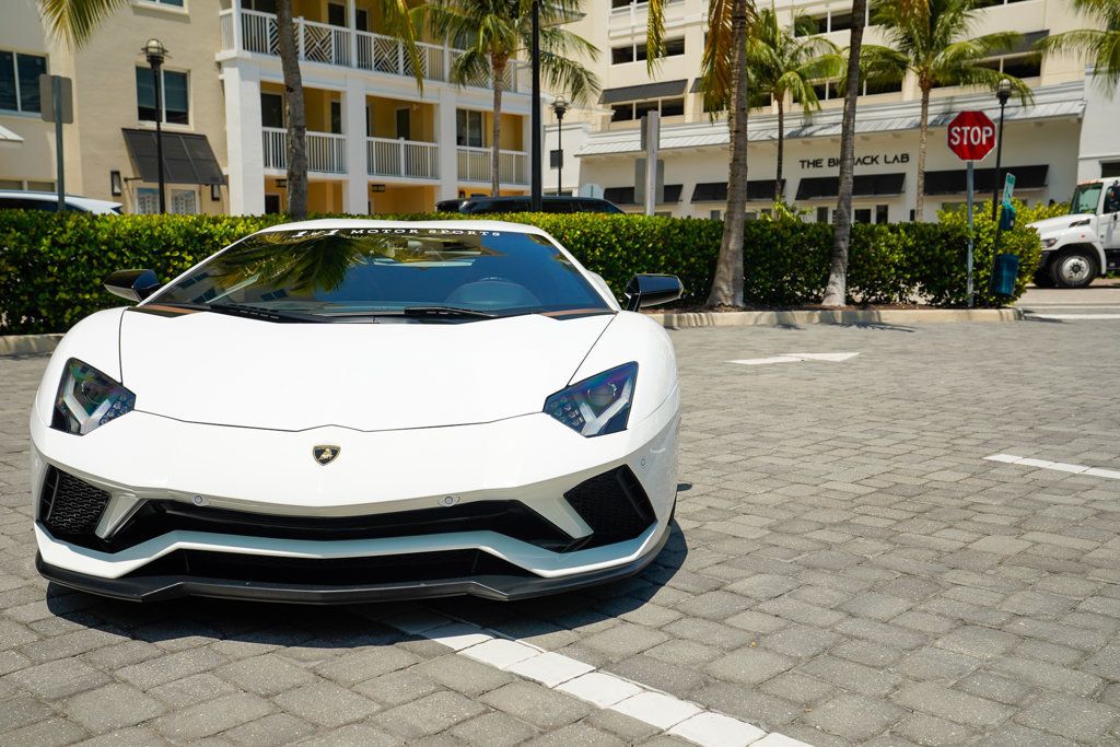 2018 Lamborghini Aventador S Coupe - 22513990 - 6