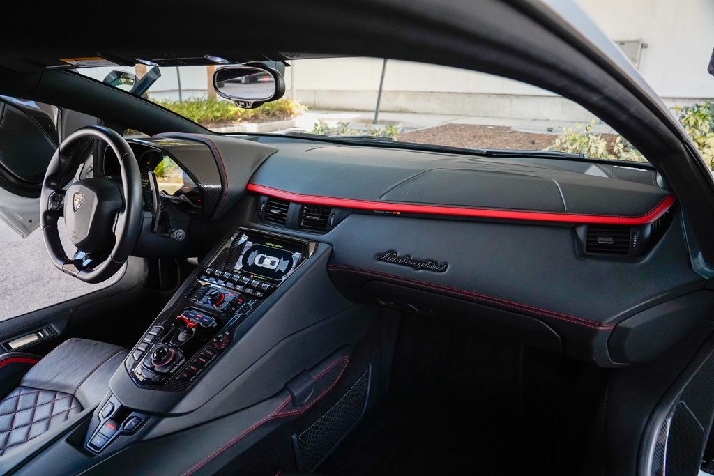 2018 Lamborghini Aventador S Coupe - 22513990 - 82