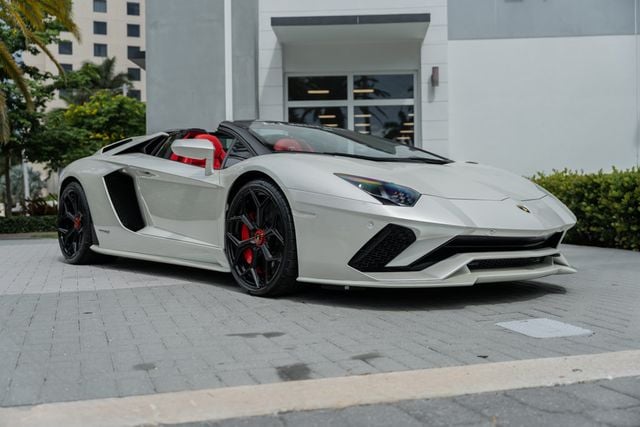 2018 Lamborghini Aventador S Roadster - 22467477 - 9