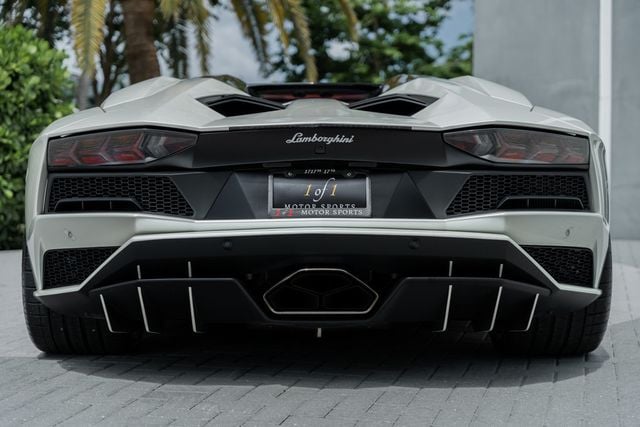 2018 Lamborghini Aventador S Roadster - 22467477 - 42