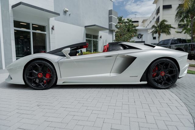 2018 Lamborghini Aventador S Roadster - 22467477 - 51