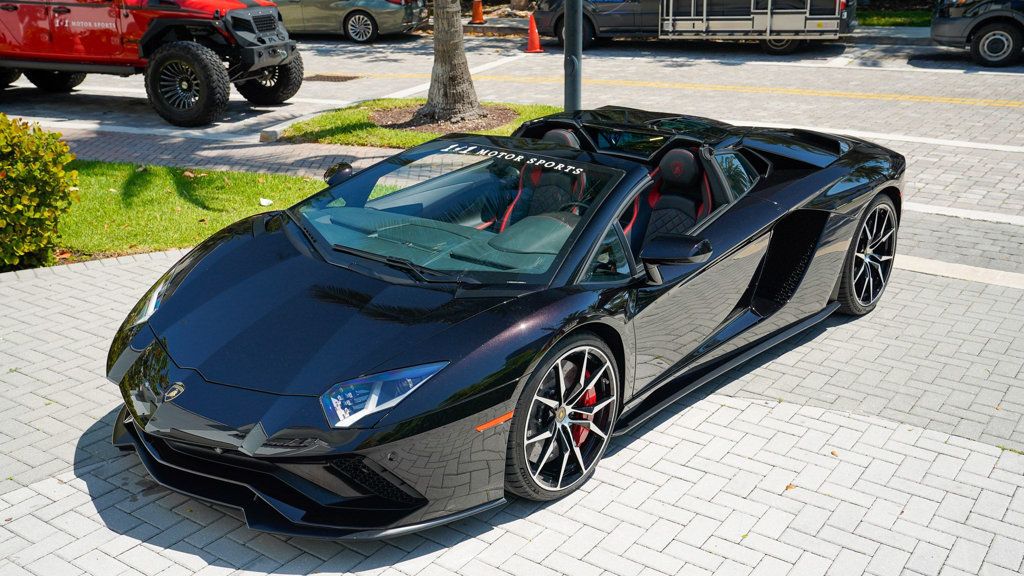 2018 Lamborghini Aventador Roadster photo 10