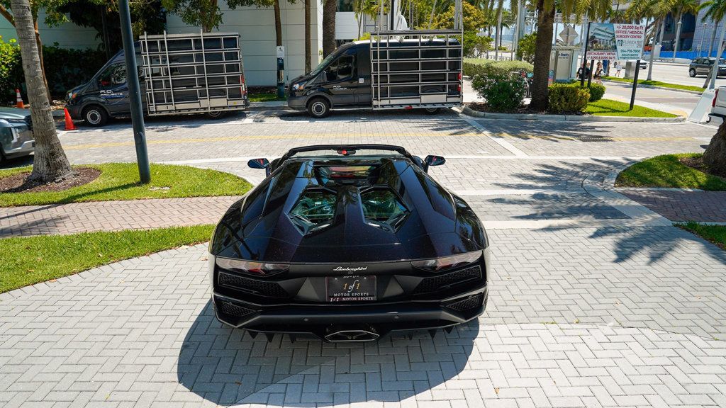 2018 Lamborghini Aventador Roadster photo 20