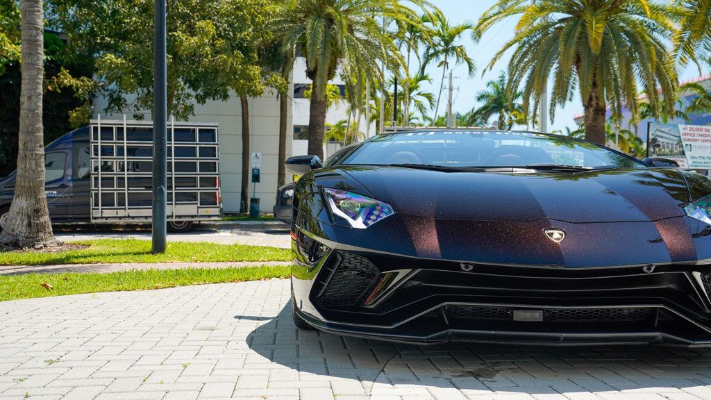 2018 Lamborghini Aventador Roadster photo 5