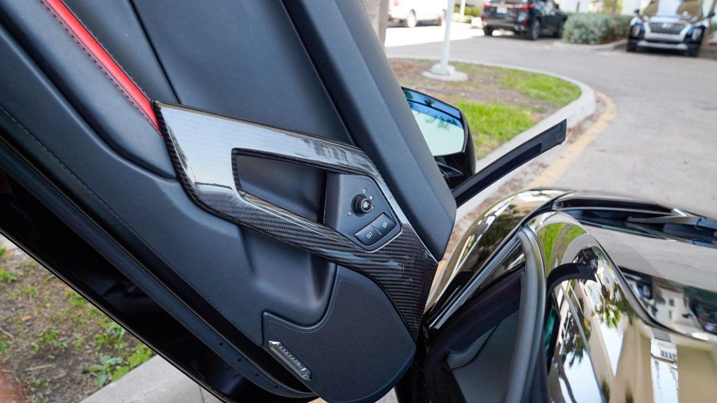 2018 Lamborghini Aventador Roadster photo 50