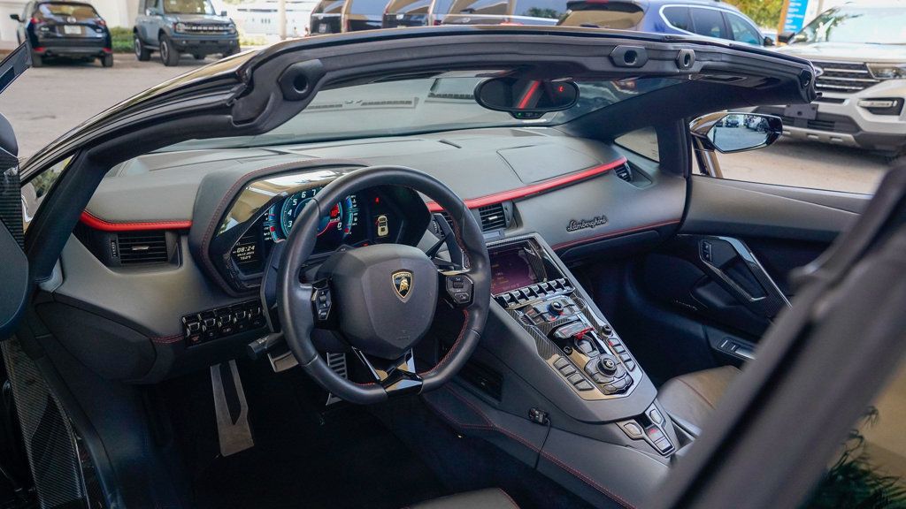 2018 Lamborghini Aventador Roadster photo 52
