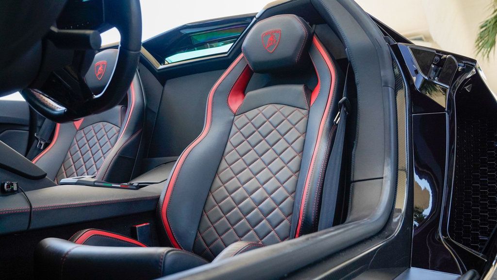 2018 Lamborghini Aventador Roadster photo 54