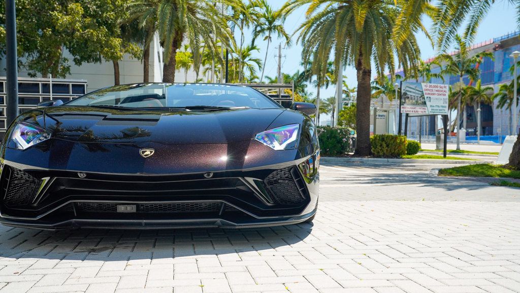 2018 Lamborghini Aventador Roadster photo 7