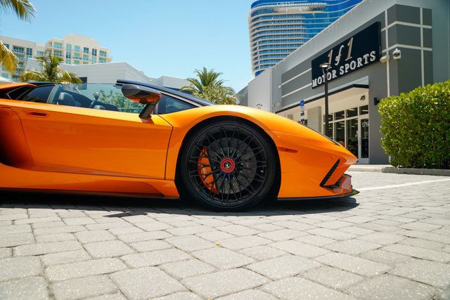 2018 Lamborghini Aventador S Roadster - 22897283 - 14
