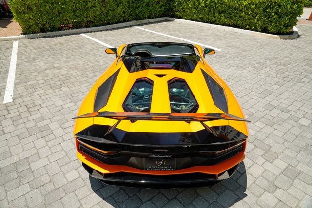 2018 Lamborghini Aventador S Roadster - 22897283 - 24