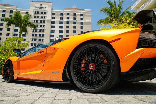 2018 Lamborghini Aventador S Roadster - 22897283 - 31