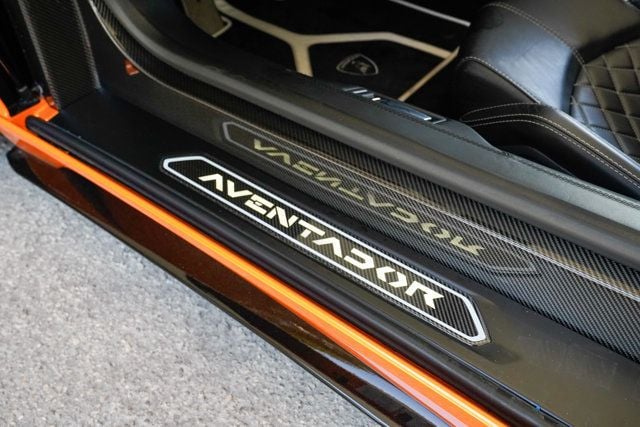 2018 Lamborghini Aventador S Roadster - 22897283 - 64