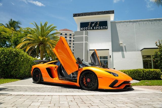 2018 Lamborghini Aventador S Roadster - 22897283 - 90