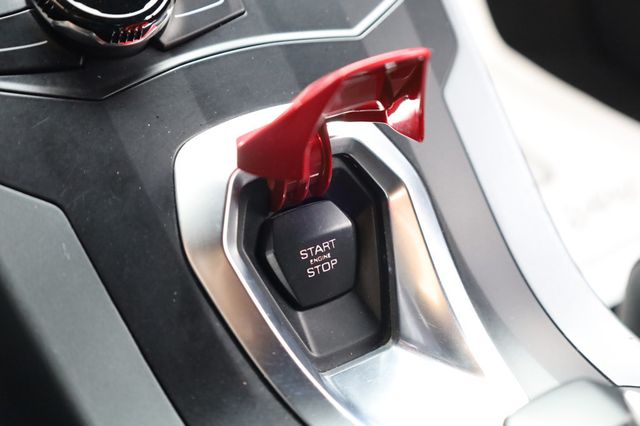 2018 Lamborghini Huracan LP 580-2 - 22968504 - 33